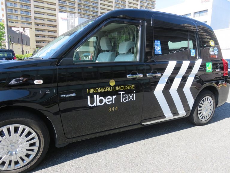 「Uber Taxi」の新デザインタクシーが運行を開始しました